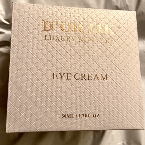 New D’or Luxury Eye Cream include certificate of authenticity $75 - Picture 3 of 4